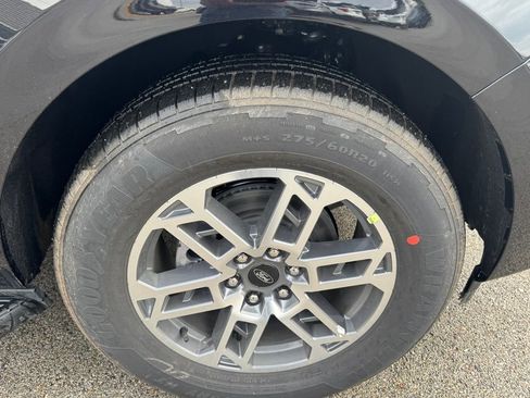 New 2026 Ford Expedition Active RWD image 10