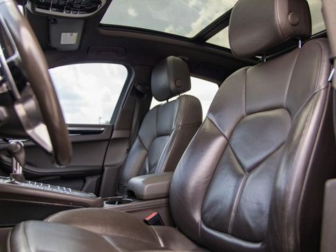 Used 2017 Porsche Macan S AWD/4WD image 24