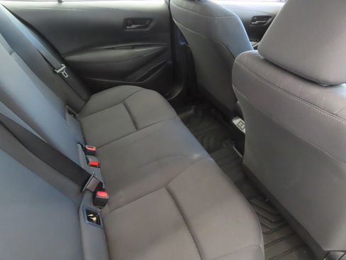 Used 2024 Toyota Corolla LE FWD image 23