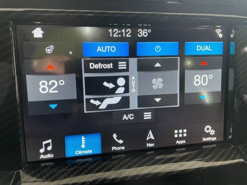 Used 2017 Ford F150 Raptor w/ Equipment Group 802A Luxury image 38