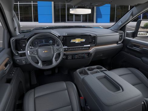 New 2026 Chevrolet Silverado 2500 LT w/ Z71 Chrome Sport Edition AWD/4WD image 16