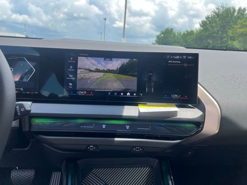 Used 2025 BMW X3 xDrive30i w/ Convenience Package image 13