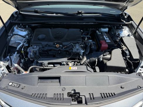 Used 2019 Toyota Camry SE FWD image 20