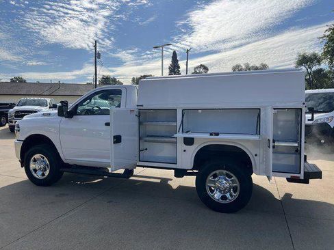 New 2025 RAM 2500 Tradesman AWD/4WD image 12