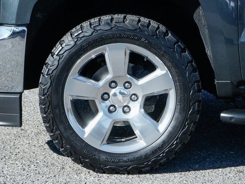 Used 2017 Chevrolet Silverado 1500 LT w/ All Star Edition image 38