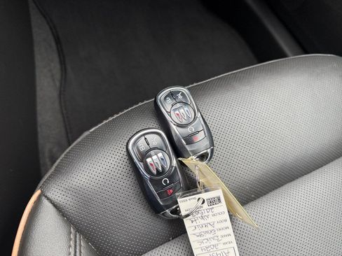 Used 2024 Buick Envista Avenir FWD image 33