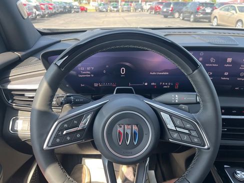 New 2026 Buick Enclave Avenir w/ Super Cruise Package AWD/4WD image 17