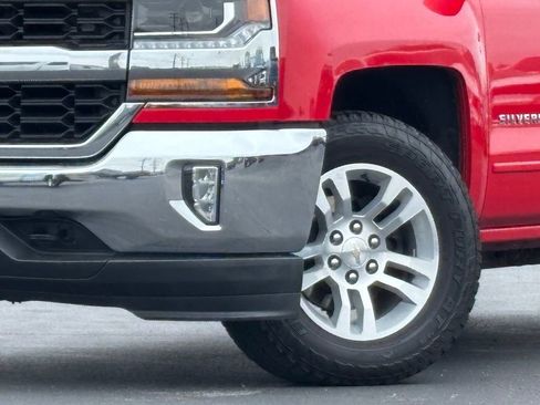 Used 2018 Chevrolet Silverado 1500 LT w/ All Star Edition AWD/4WD image 2