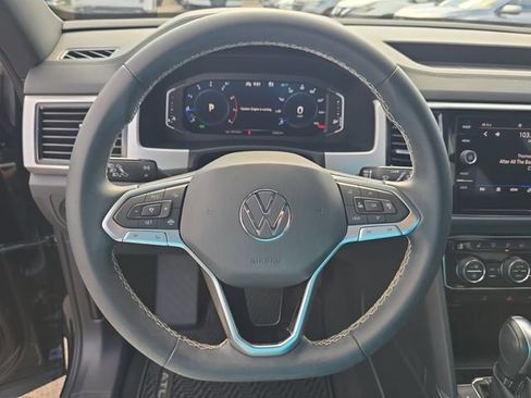 Used 2023 Volkswagen Atlas Cross Sport SE w/ Panoramic Sunroof Package AWD/4WD image 31
