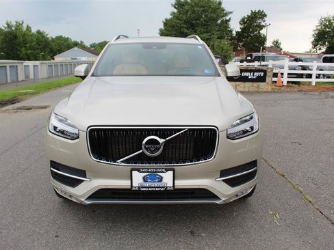 Used 2017 Volvo XC90 T5 Momentum AWD/4WD image 2