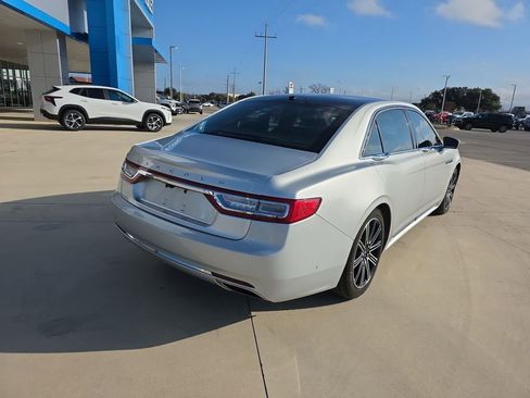 Used 2017 Lincoln Continental Reserve w/ Rear-seat Package image 20