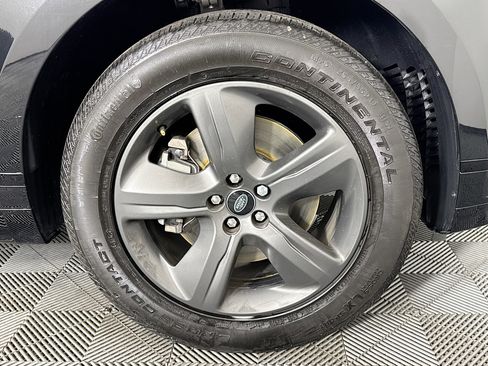 Used 2023 Land Rover Range Rover Velar R-Dynamic S image 56