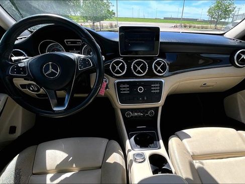 Used 2016 Mercedes-Benz GLA 250 image 18