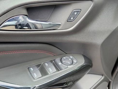 Used 2026 Chevrolet Trax RS FWD image 23