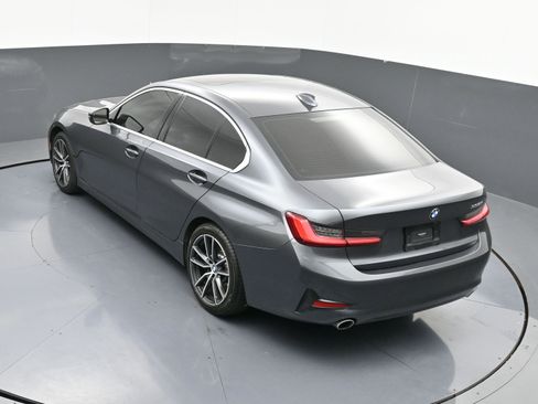 Used 2020 BMW 330i Sedan w/ Convenience Package image 37