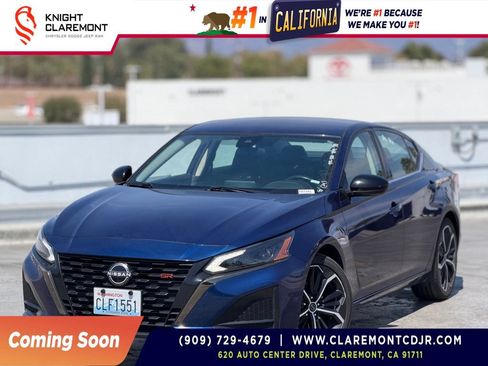 Used 2024 Nissan Altima 2.5 SR FWD image 1