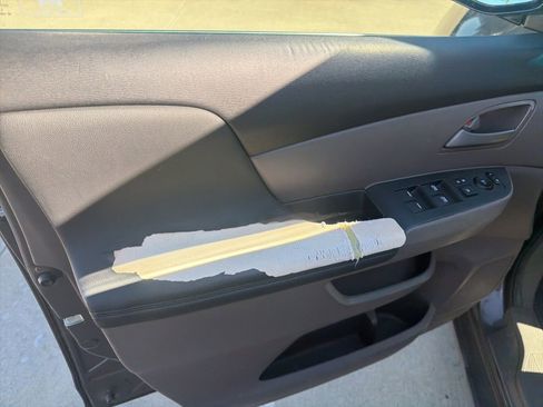 Used 2012 Honda Odyssey EX-L image 11