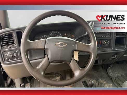 Used 2006 Chevrolet Silverado 1500 W/T AWD/4WD image 12