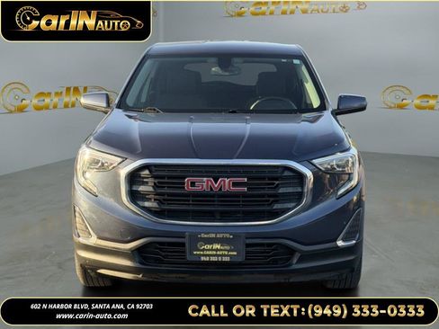 Used 2018 GMC Terrain SLE FWD image 2