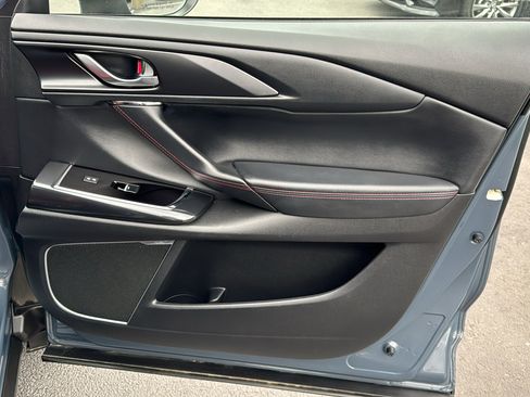 Certified 2023 MAZDA CX-9 Carbon Edition image 28