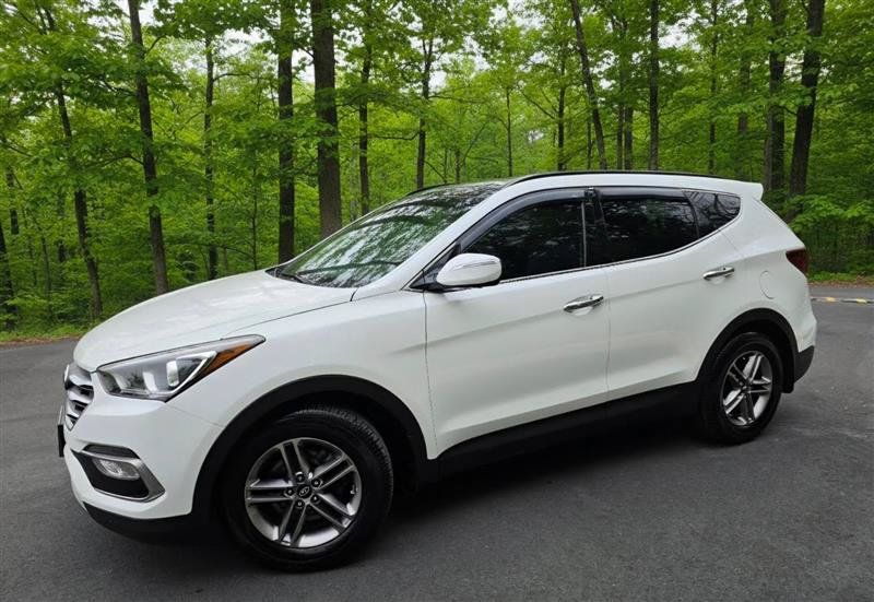 Used 2018 Hyundai Santa Fe Sport w/ 2.4L Tech Package 04 AWD/4WD image 8