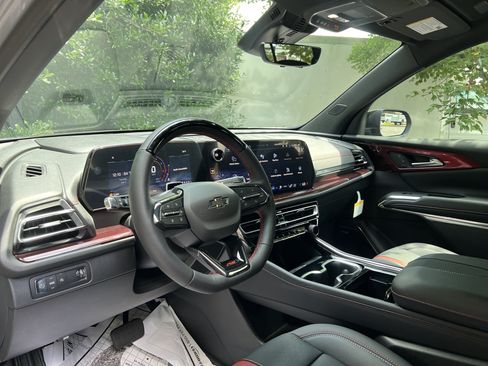New 2026 Chevrolet Traverse RS FWD image 17