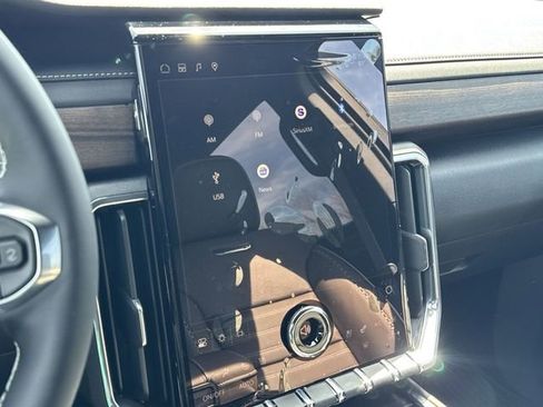 New 2026 GMC Acadia Denali Ultimate image 19