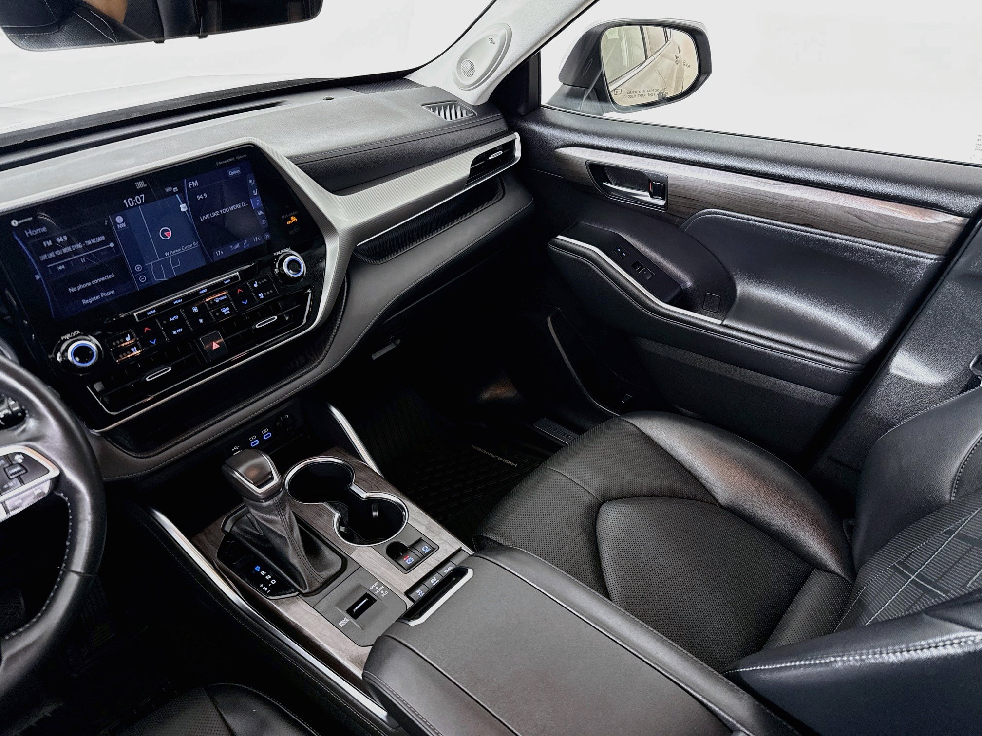 Used 2022 Toyota Highlander Limited AWD/4WD image 25
