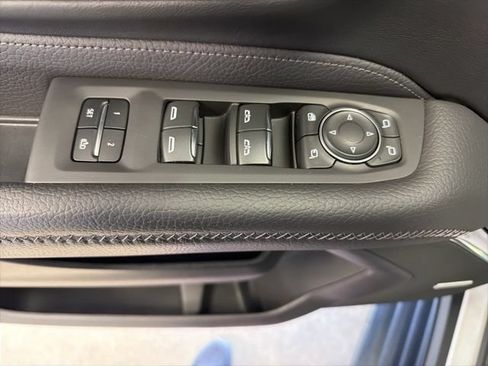 Used 2023 GMC Yukon XL Denali w/ Max Trailering Package AWD/4WD image 13