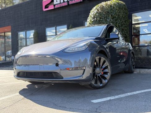 Used 2020 Tesla Model Y Performance image 2