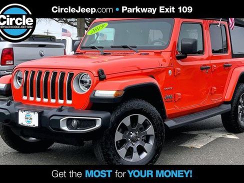 Certified 2019 Jeep Wrangler Unlimited Sahara w/ Dual Top Group AWD/4WD image 1