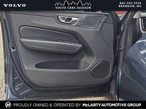 Used 2024 Volvo XC60 B5 Plus image 15