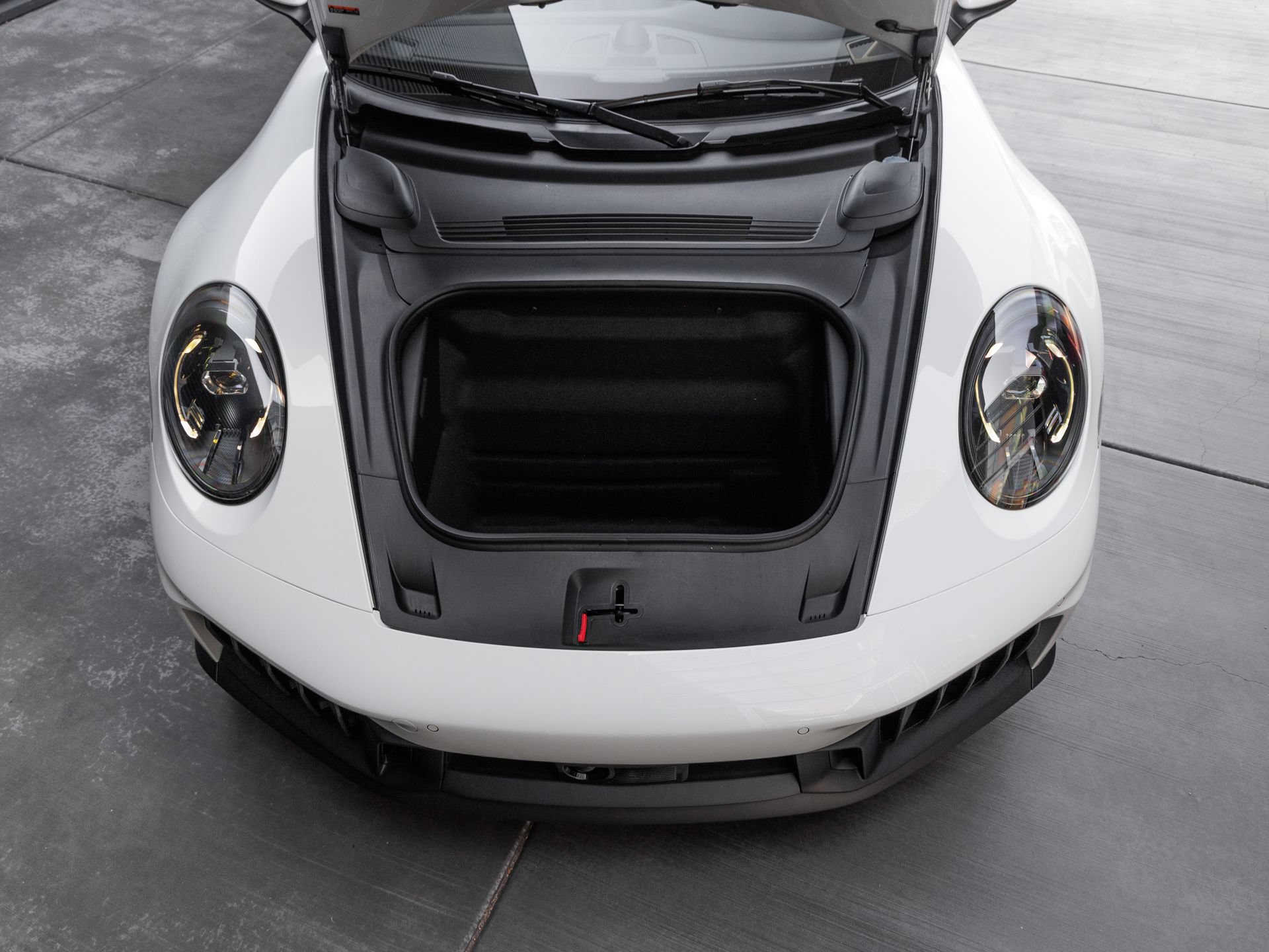 Certified 2026 Porsche 911 Targa 4 GTS AWD/4WD image 43