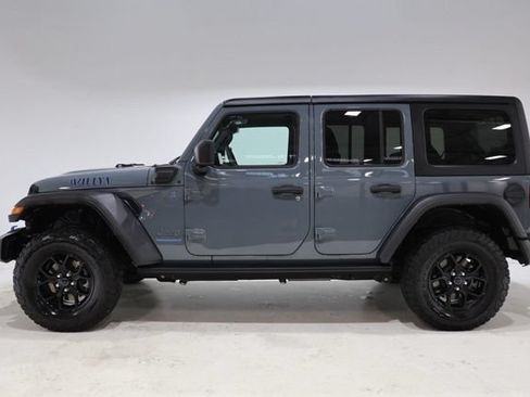 Used 2024 Jeep Wrangler Unlimited AWD/4WD image 4