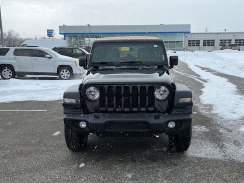 Used 2020 Jeep Wrangler Unlimited Sport image 9