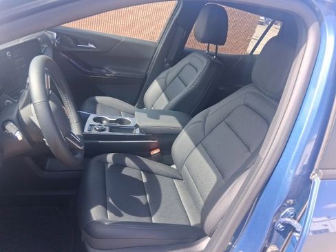 Used 2026 Chevrolet Equinox LT w/ Convenience Package II AWD/4WD image 11