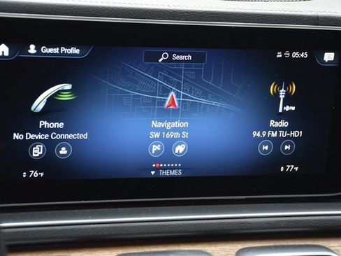 Used 2023 Mercedes-Benz GLS 450 4MATIC image 17