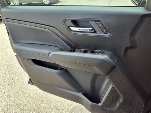 New 2026 GMC Canyon Elevation w/ Convenience Package image 12