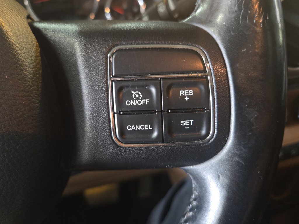 Used 2017 Kia Forte LX FWD image 20
