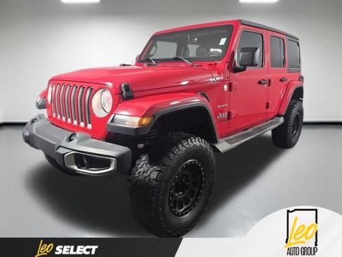 Used 2019 Jeep Wrangler Unlimited Sahara AWD/4WD image 1
