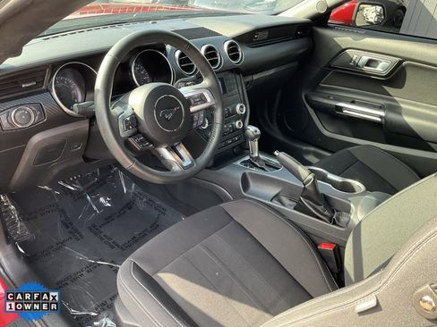 Used 2020 Ford Mustang Coupe image 6