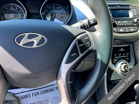 Used 2013 Hyundai Elantra GLS FWD image 16