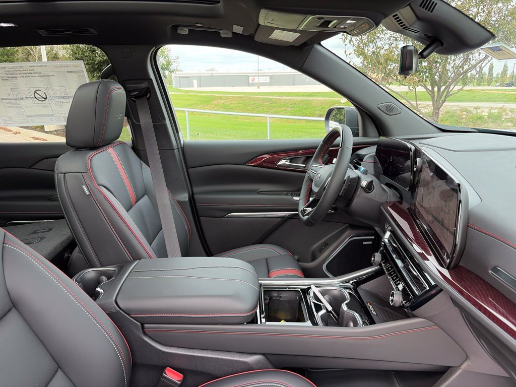 New 2027 Chevrolet Traverse RS AWD/4WD image 32