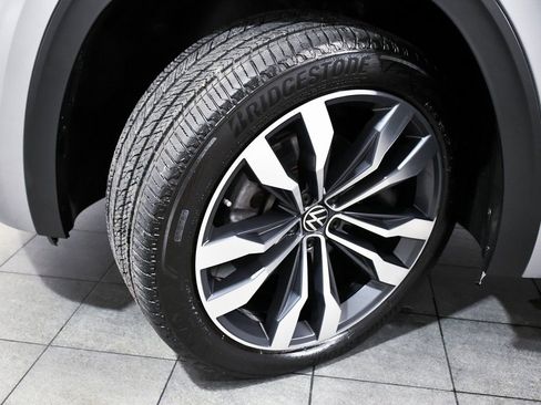 Used 2021 Volkswagen Atlas Cross Sport SEL R-Line image 7