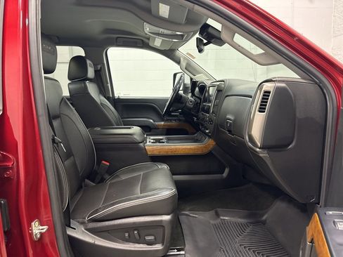 Used 2018 Chevrolet Silverado 2500 High Country image 26