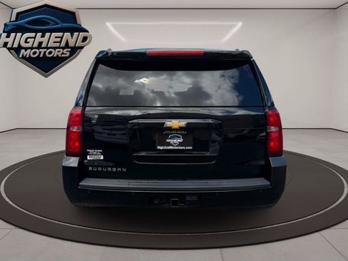 Used 2016 Chevrolet Suburban LS RWD image 5