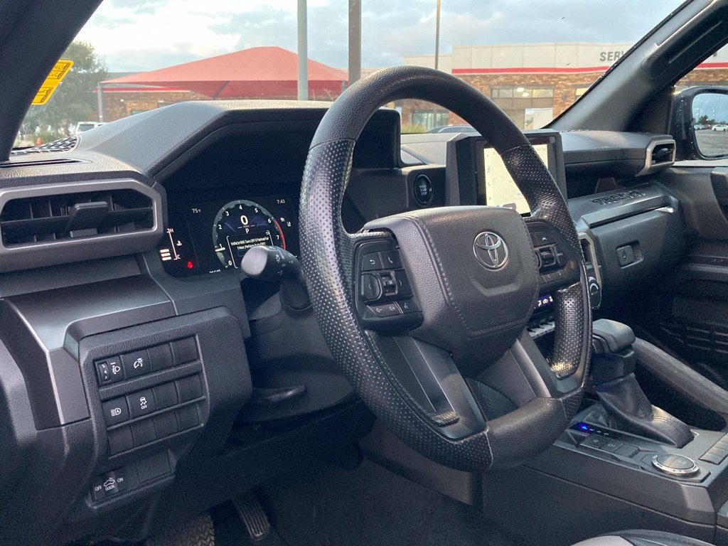 Certified 2025 Toyota Tacoma SR5 RWD image 9