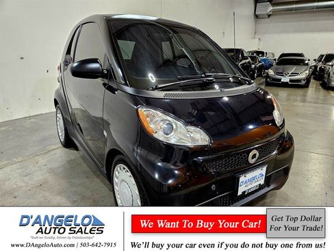 Used 2015 smart fortwo pure image 9