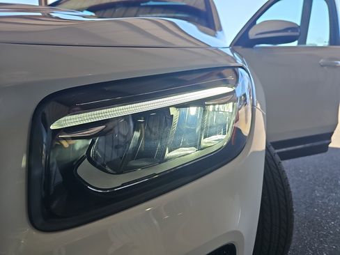 New 2026 Mercedes-Benz GLB 250 image 32