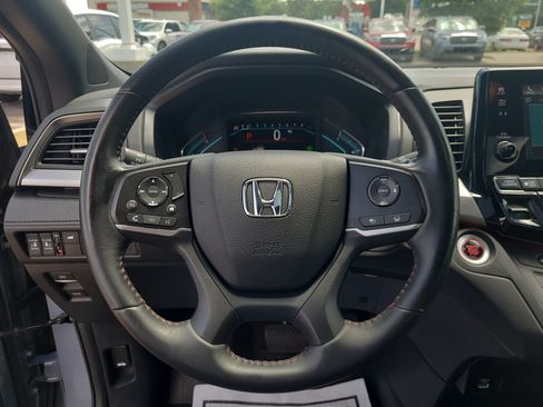 Certified 2023 Honda Odyssey Sport image 34